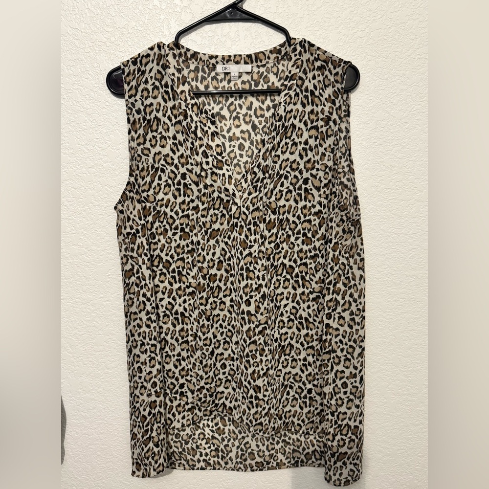 DR2‎ Leopard Print Sleeveless V-Neck Blouse Animal Print Top